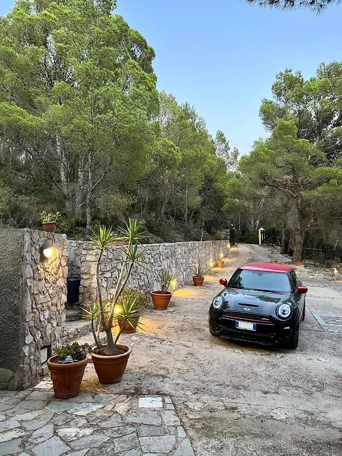 Ville Guardia Mori Carloforte  Villa Carloforte (Isola di San Pietro)